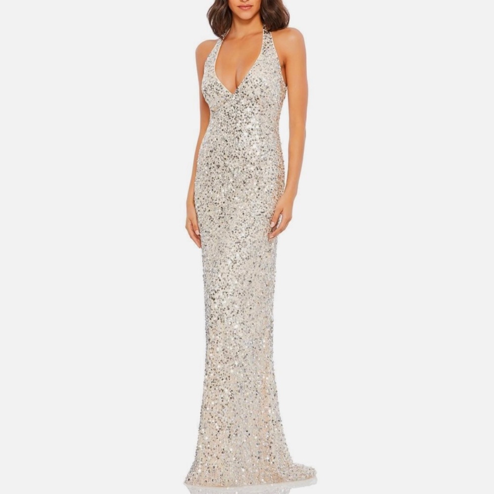 Mac Duggal women Sequined Halter Evening Gown